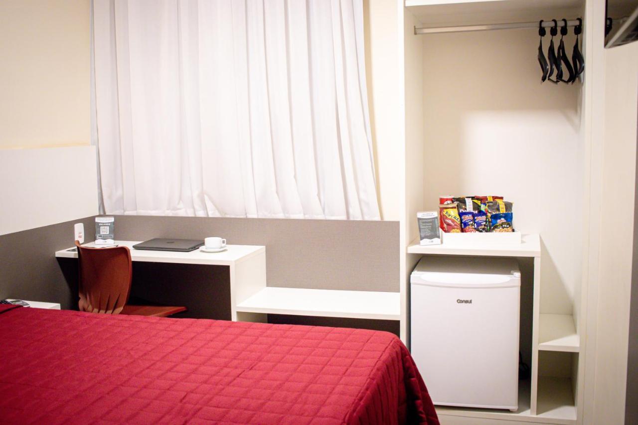 Hotel H2 Congonhas Congonhas  Eksteriør bilde A typical room at a capsule hotel