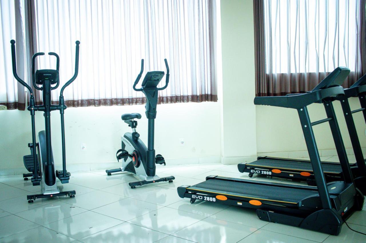 Hotel H2 Congonhas Congonhas  Eksteriør bilde A typical home gym