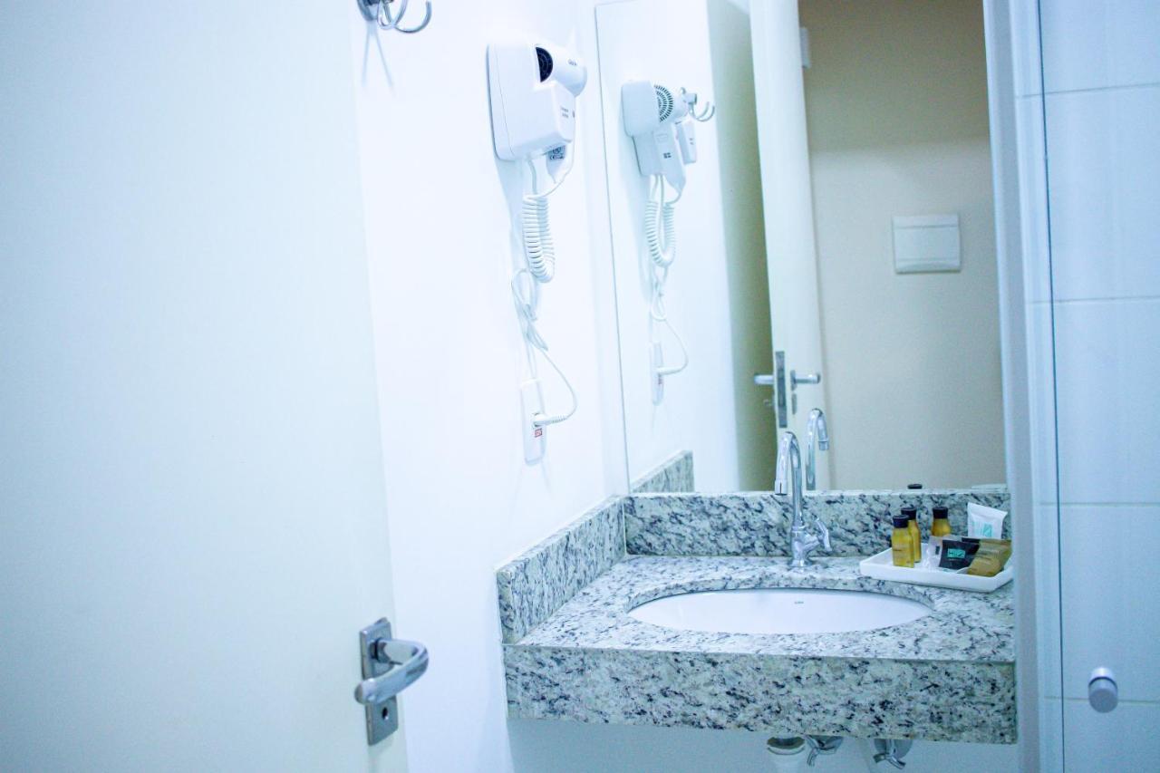 Hotel H2 Congonhas Congonhas  Eksteriør bilde Bathroom