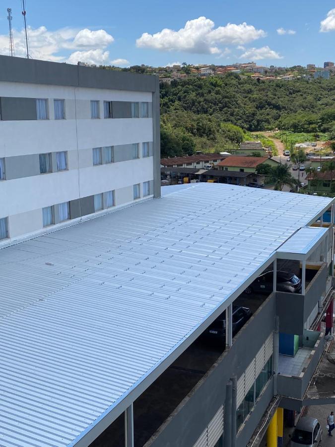 Hotel H2 Congonhas Congonhas  Eksteriør bilde A metal roof