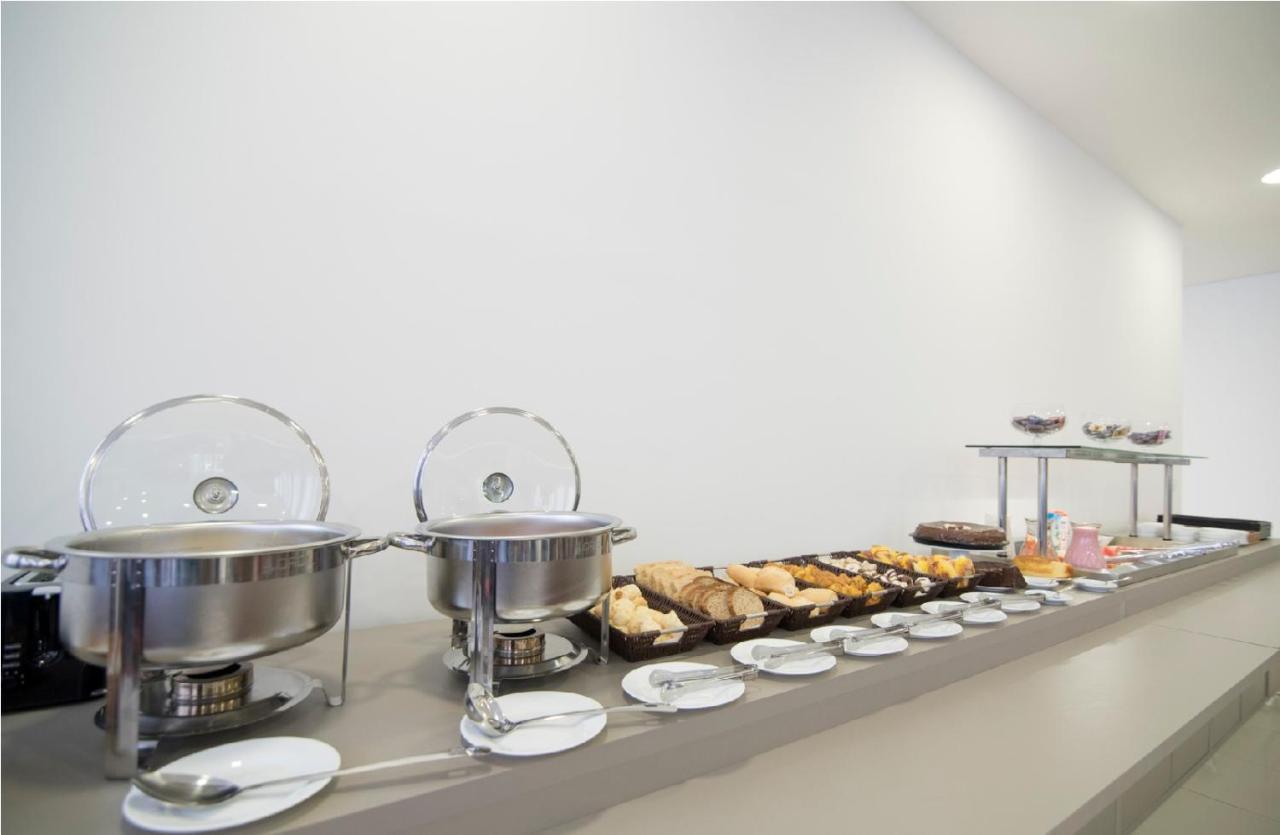 Hotel H2 Congonhas Congonhas  Eksteriør bilde A buffet